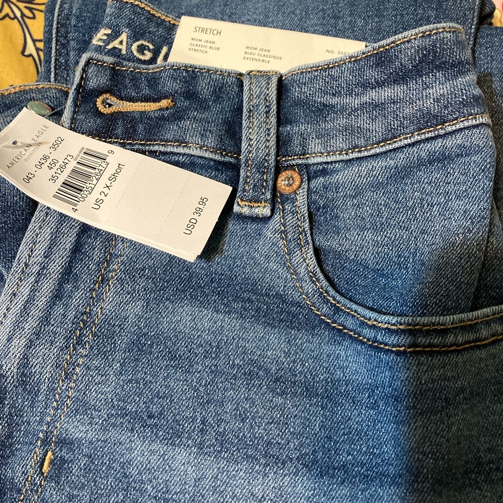 American Eagle Mom Jeans